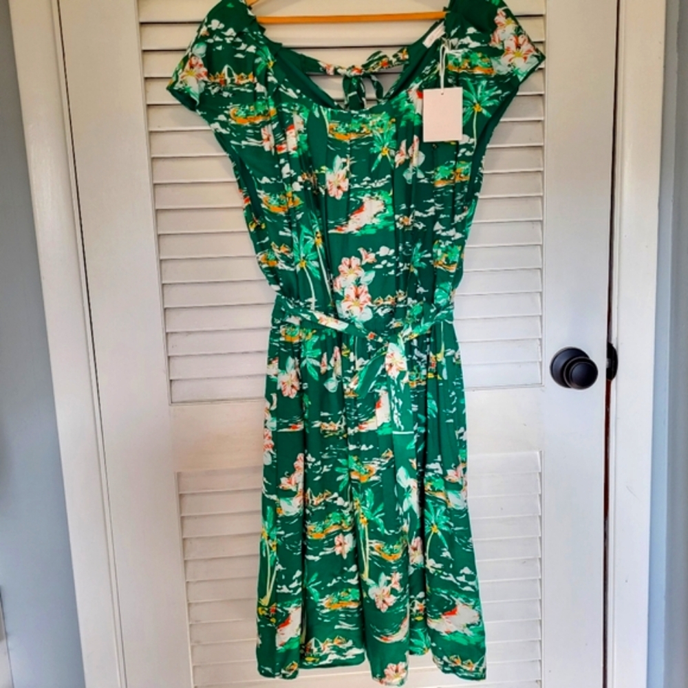 Lauren Conrad LC Dress size XL Green, Tie Belt Waist Tropical Fiji NWT